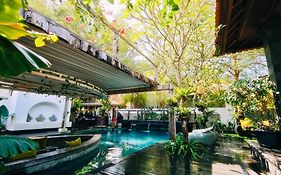 Pondok Baruna Frangipani